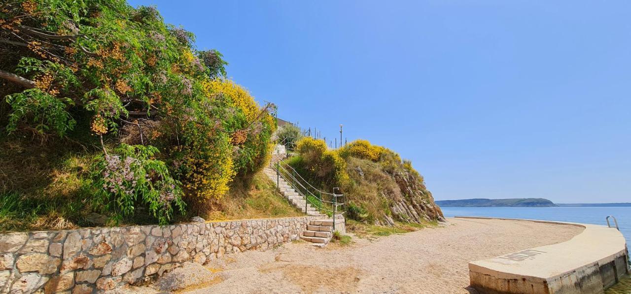 Apartments Nicolas - Beach & Sea 10M Away - Amazing Sea View! Rtina Luaran gambar